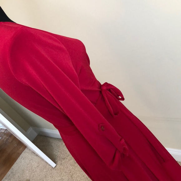 Beautiful Red Wrap Dress. Dress up or down. - Picture 4 of 5
